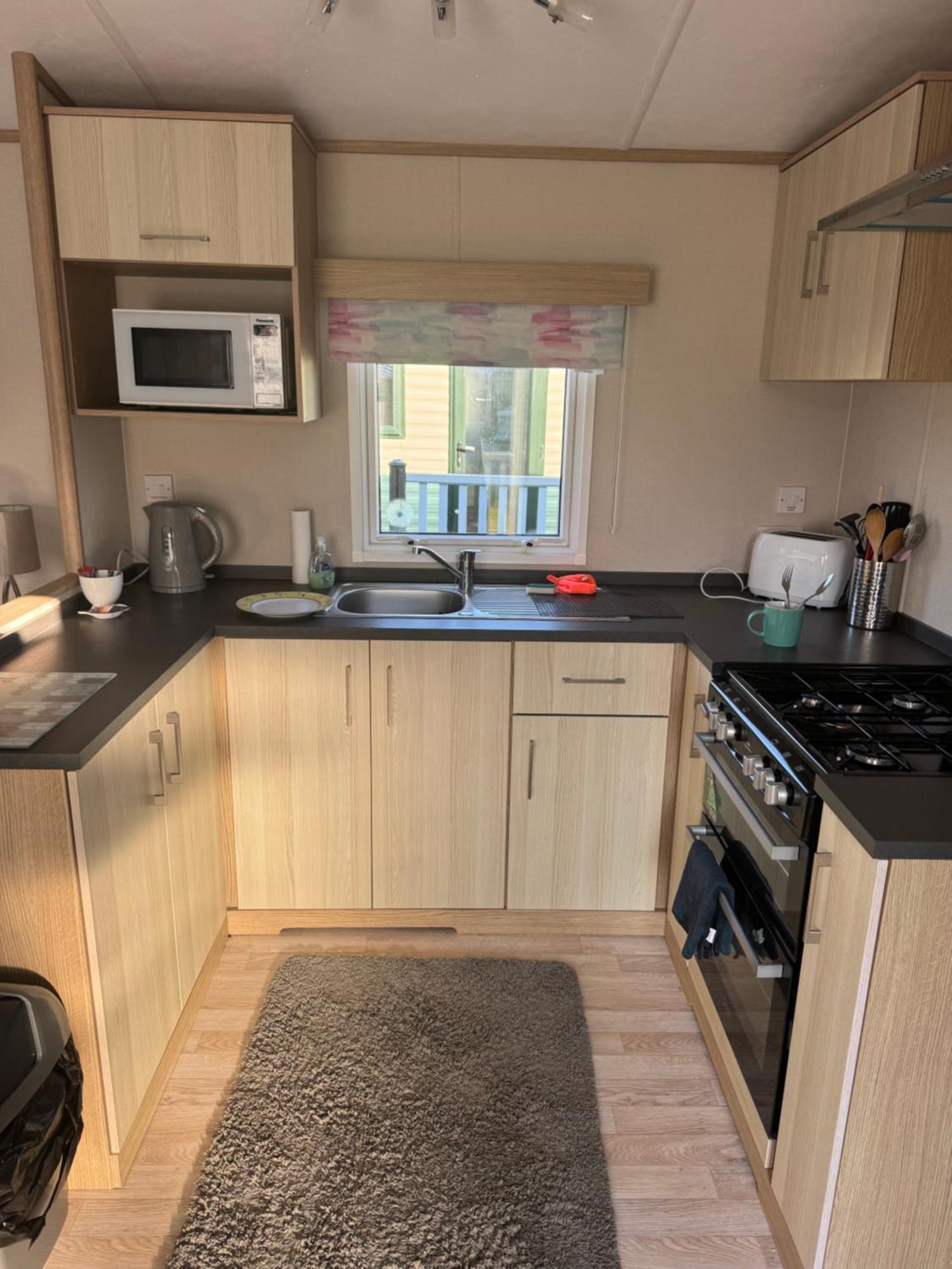 2 Bedroom Lakeview Lodge - Ensuite & Balcony Deck Carnforth Exterior foto
