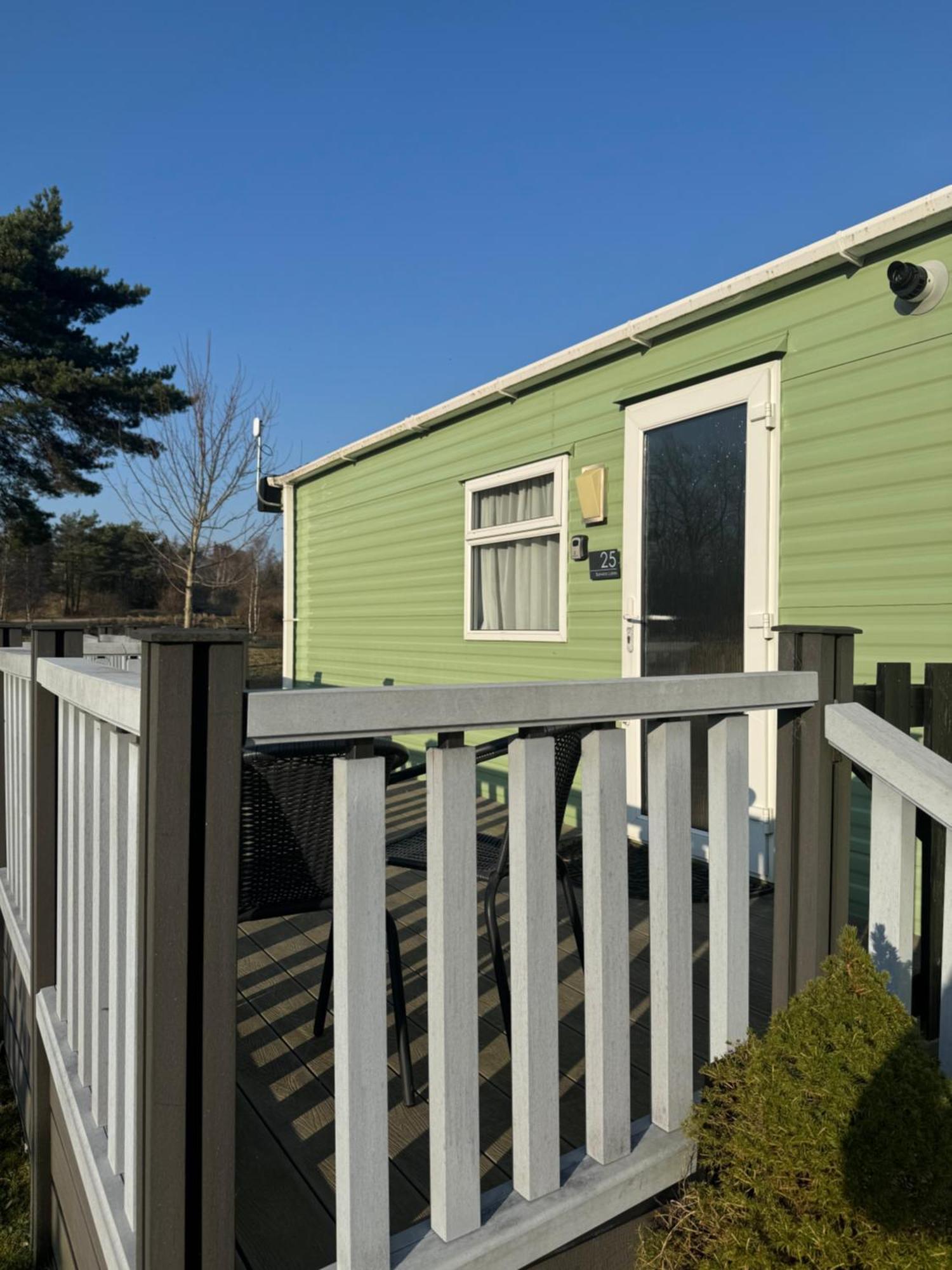 2 Bedroom Lakeview Lodge - Ensuite & Balcony Deck Carnforth Exterior foto